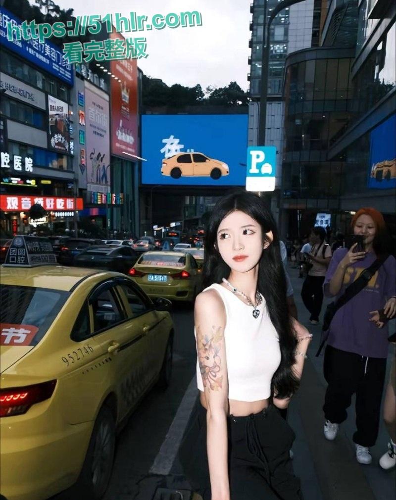 抖音网红【李思悦】的桃色风波!颜值身材超诱人,穿性感黑丝化身骚妹母狗,快感无限,高潮迭起-5