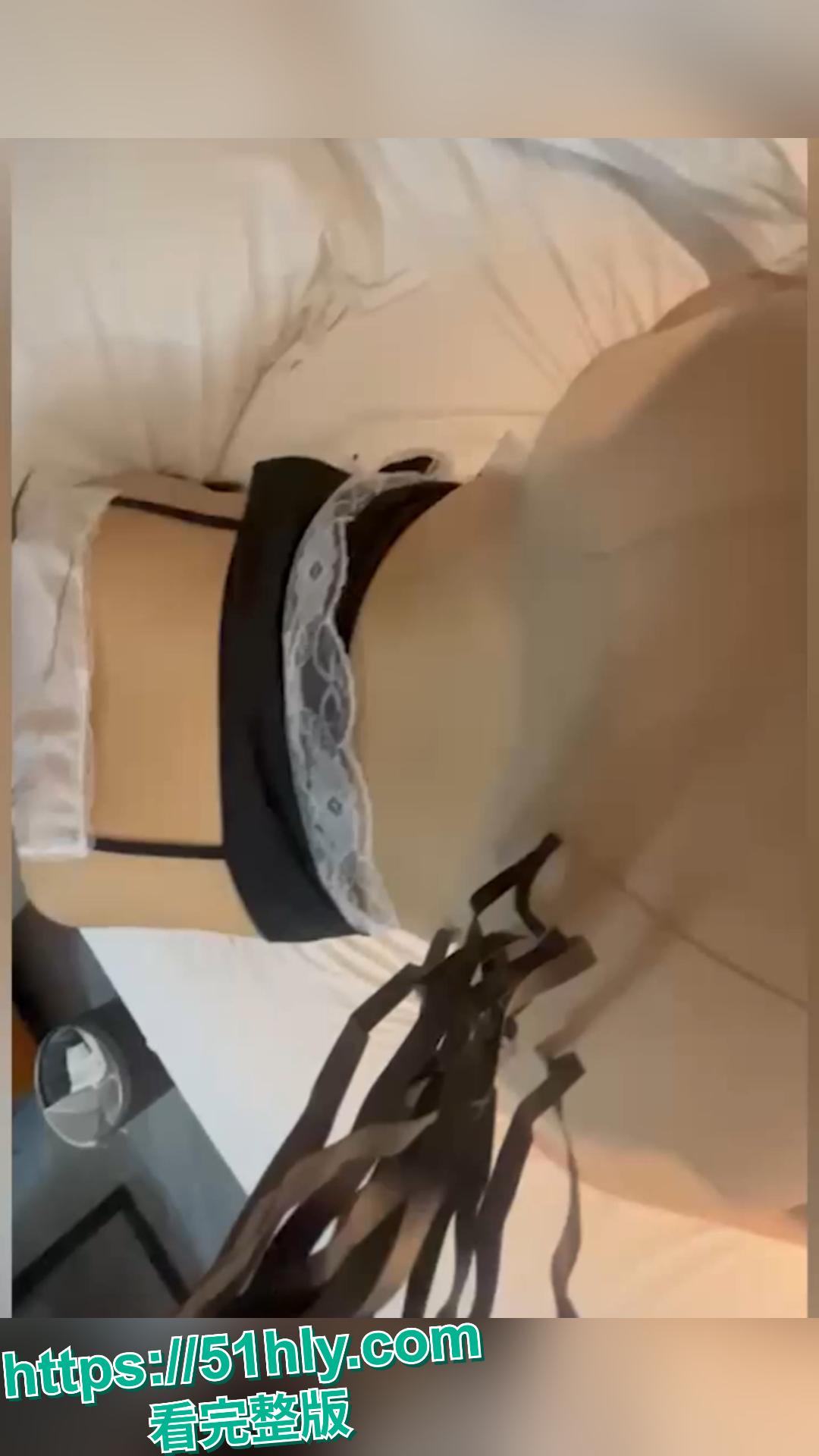 抖音绝色网红惜梦塌房!与金主线下开房,被 SM 调教画面太刺激!-9