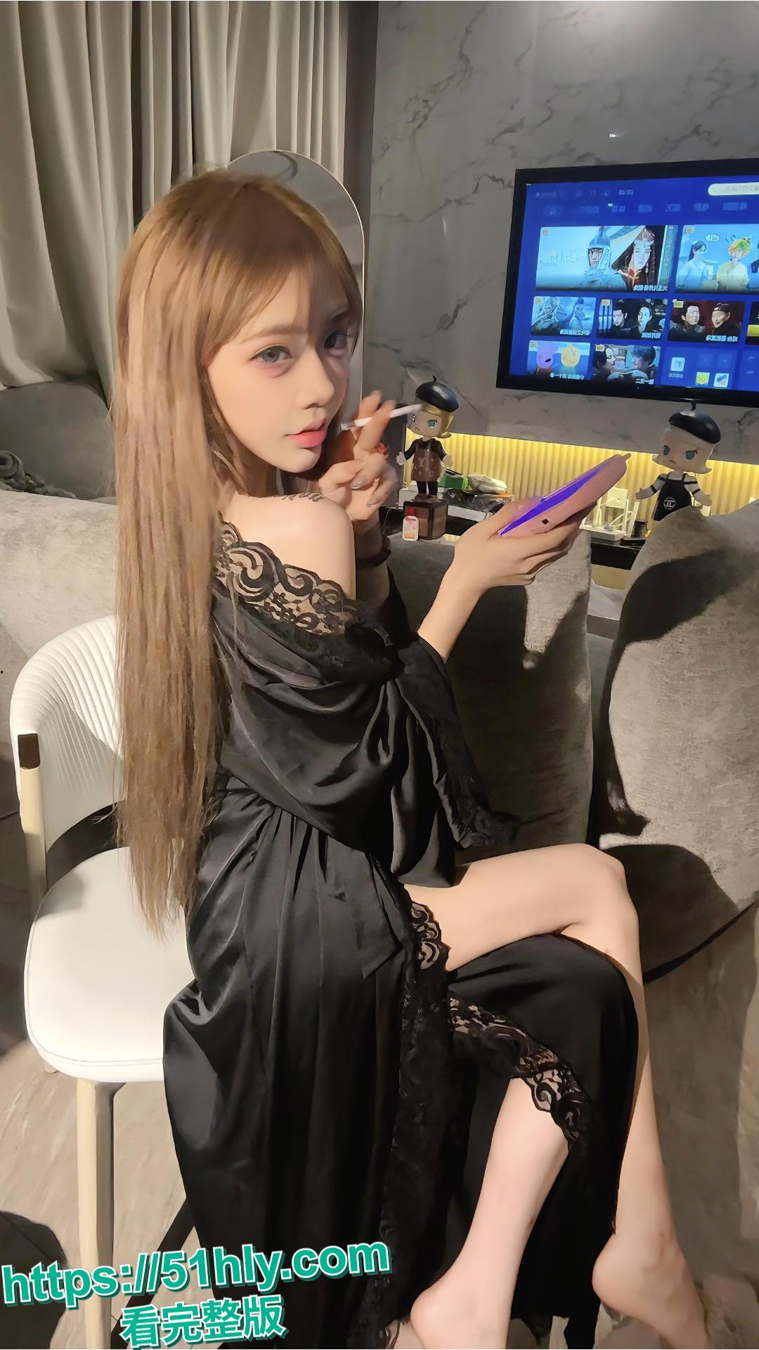 抖音女网红 社会好姐姐 约炮视频流出 绝美颜值白嫩美乳 露脸口交一脸淫靡!-3