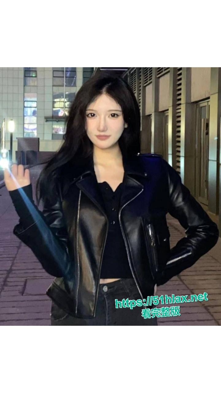 天津美院小网红不雅视频曝光 被同学发现兼职外围 信息实锤已休学 三洞已被开发 口活技术一流-5