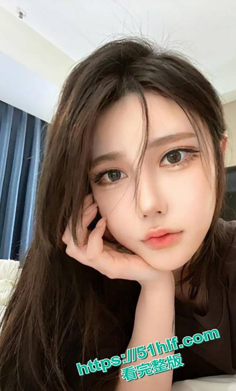 抖音55W粉丝网红【DJMILK】3p性爱视频流出,美乳蜜桃臀身材曼妙上下两洞齐开场面极其震撼!-3