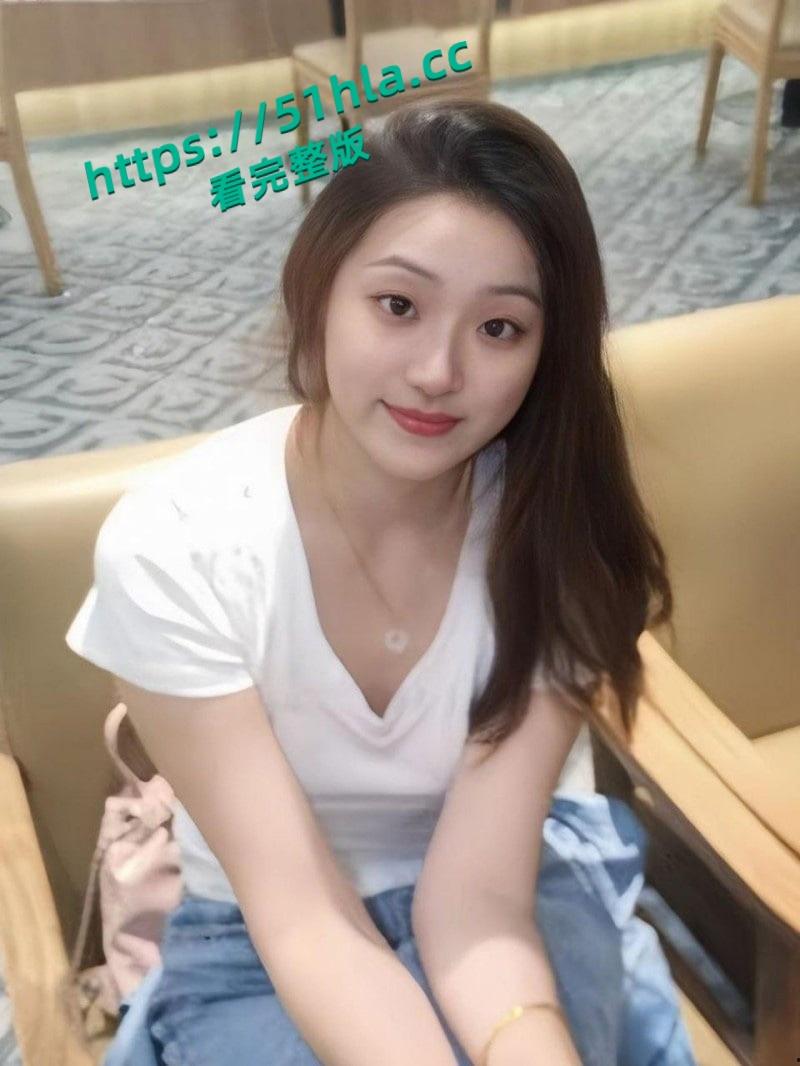 陕西西安美术学院【郑玉玲】为实现财富自由,誓要下海做网黄与男友苦练床技被曝光私拍!-2