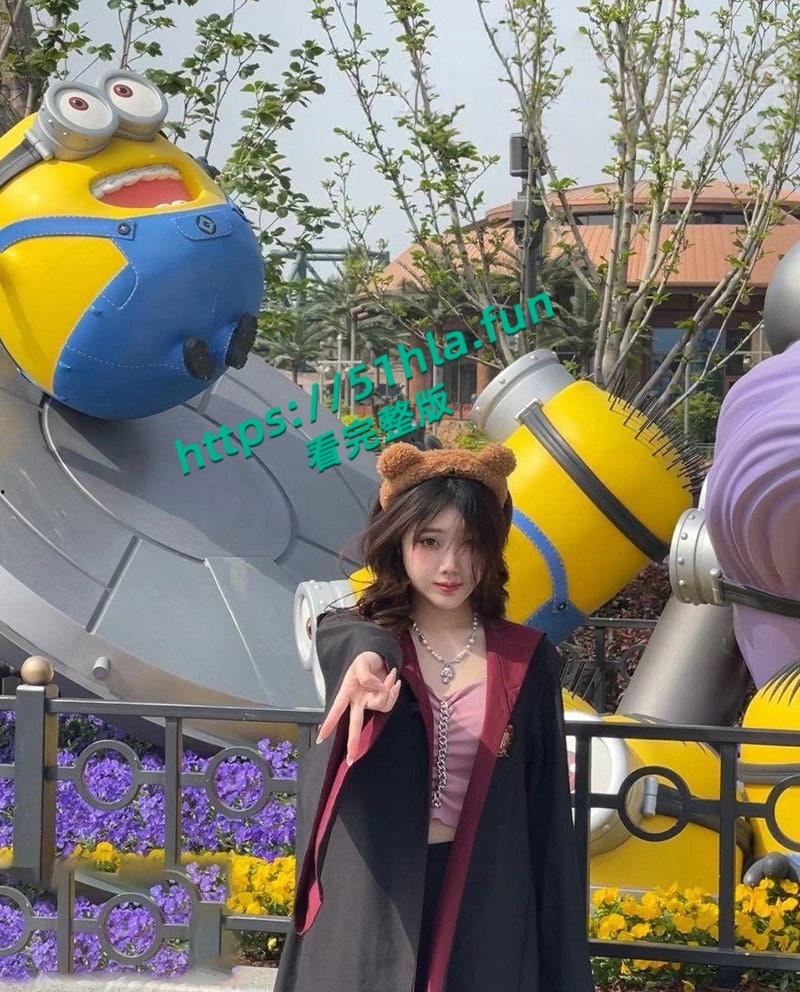 重庆纯欲女大学生性爱调教视频流出,穿戴狗链项圈吞吐肉棒,上位骑乘疯狂榨取金主精液!-2