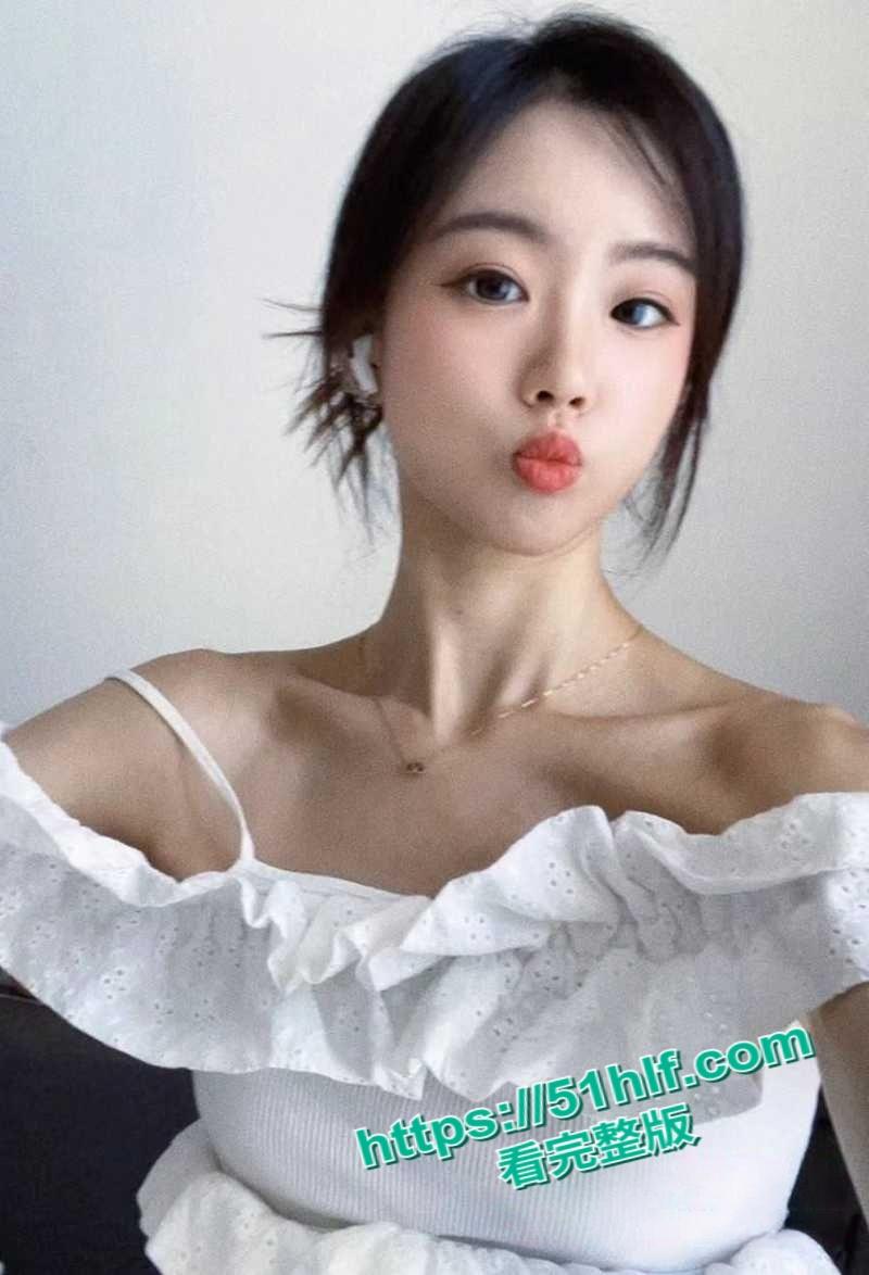 上海白领女神【周佳怡】团建后被男同事强推变性奴,大量淫照不雅视频流出!-4