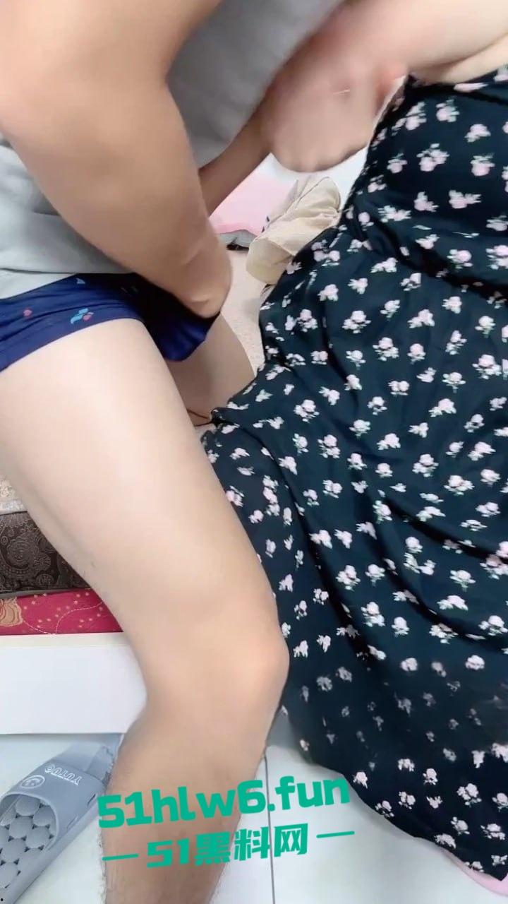 大神强奸性感小嫂,酒精上头半推半就强推小嫂,撅起屁股被暴力输送抽插 插的嫂子淫叫不止。-2