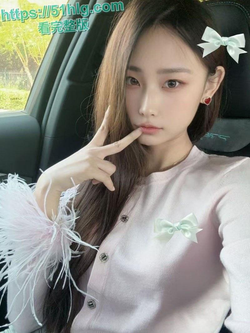 天津舞蹈老师【徐紫璇】骗钱性爱丑闻曝光!露奶裸聊,撅臀爆操,色欲全开引爆全网-2