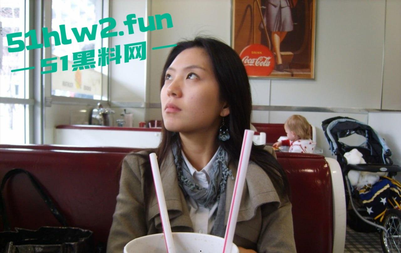 河北极品少妇【王玖儿】骚逼水多到溢出来!粉红蕾丝内衣勾魂,被操得湿到流出声停不下来!-1