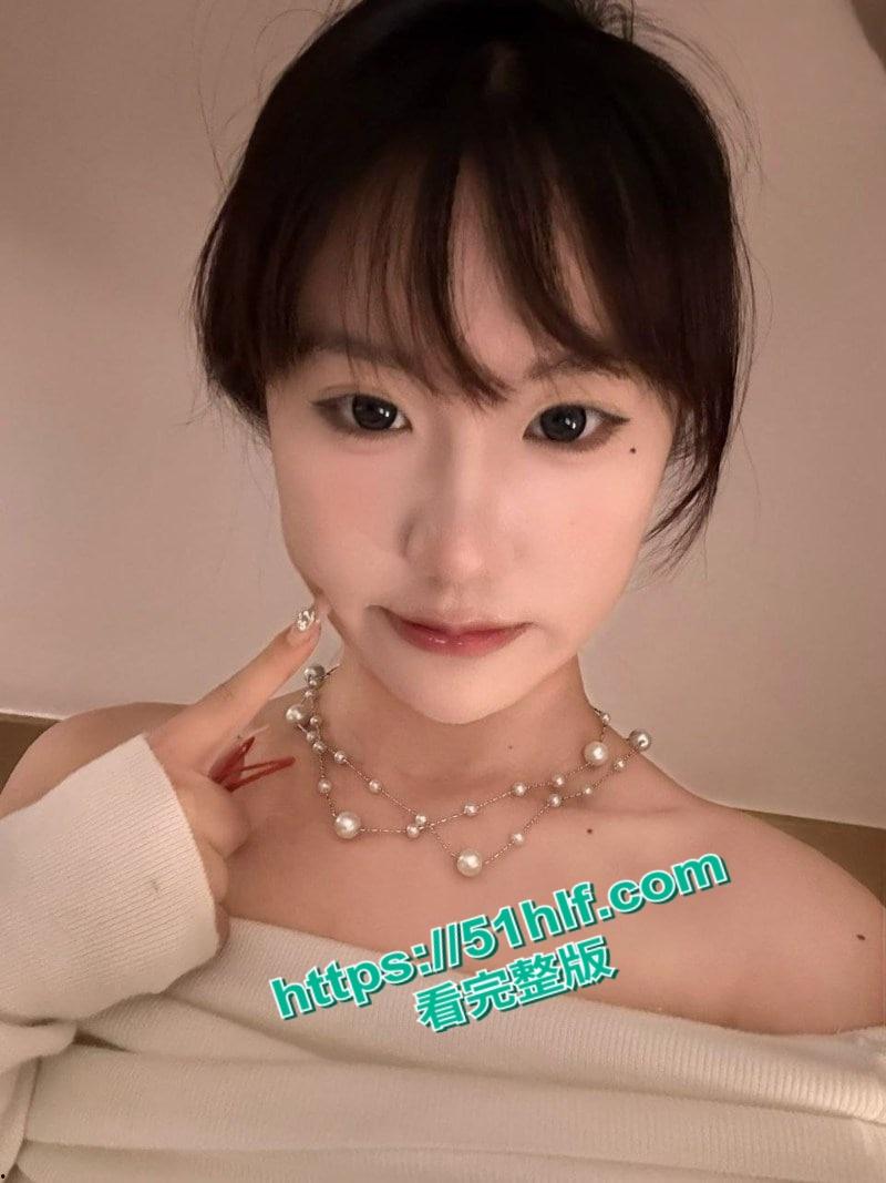 吉林女大学生【卢熙欣】不雅视频泄漏,为钱甘愿拍摄做爱视频, 分手后惨遭金主曝光!-4