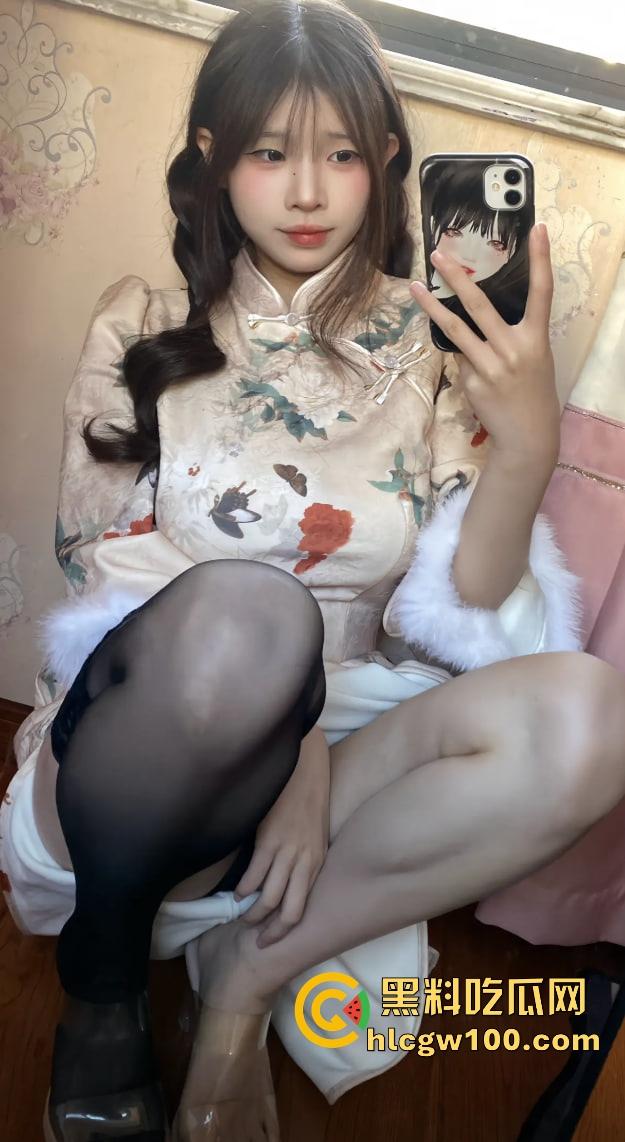 一觉醒来『姜萍』成了擦边主播?抖音版撞脸擦边女『困鼠』出圈,鬼才网友在线封号浪萍,直播间车速无敌!-14