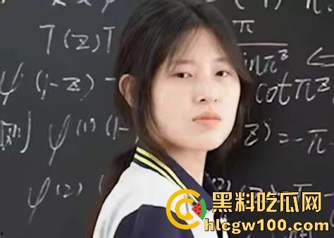 一觉醒来『姜萍』成了擦边主播?抖音版撞脸擦边女『困鼠』出圈,鬼才网友在线封号浪萍,直播间车速无敌!-19