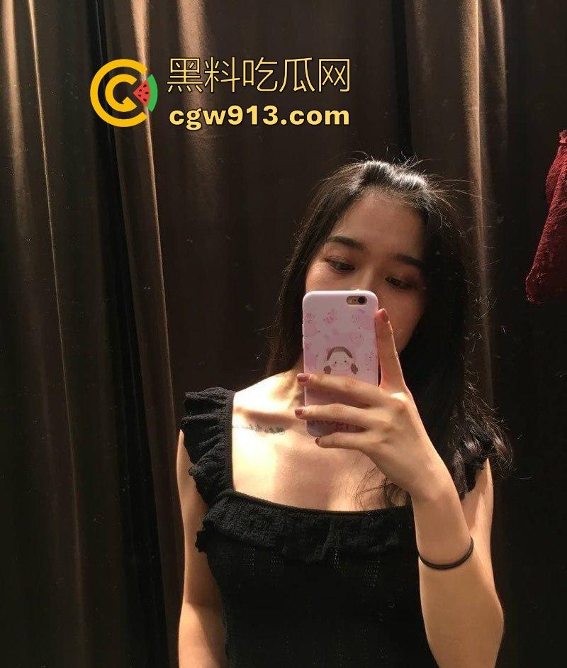 哈尔滨师范学院【王丽丽】白天戴着眼镜装清纯学生妹,晚上就被金主包养,被当母狗调教玩弄,极其反差!-5