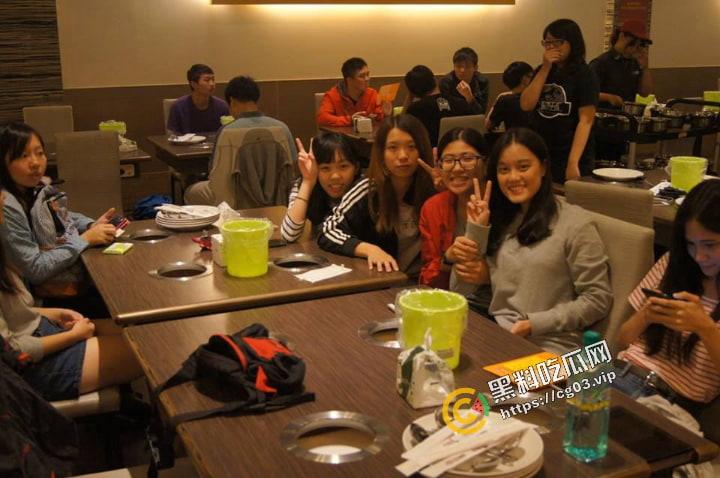 台湾中华大学 运输科技与物流管理系【黄子轩】性爱视频流出 全程表情痛苦 实则呻吟不断享受大屌蹂躏-8