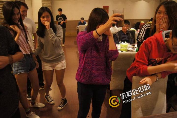 台湾中华大学 运输科技与物流管理系【黄子轩】性爱视频流出 全程表情痛苦 实则呻吟不断享受大屌蹂躏-9