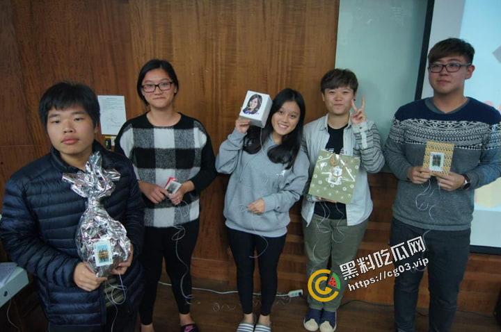 台湾中华大学 运输科技与物流管理系【黄子轩】性爱视频流出 全程表情痛苦 实则呻吟不断享受大屌蹂躏-11