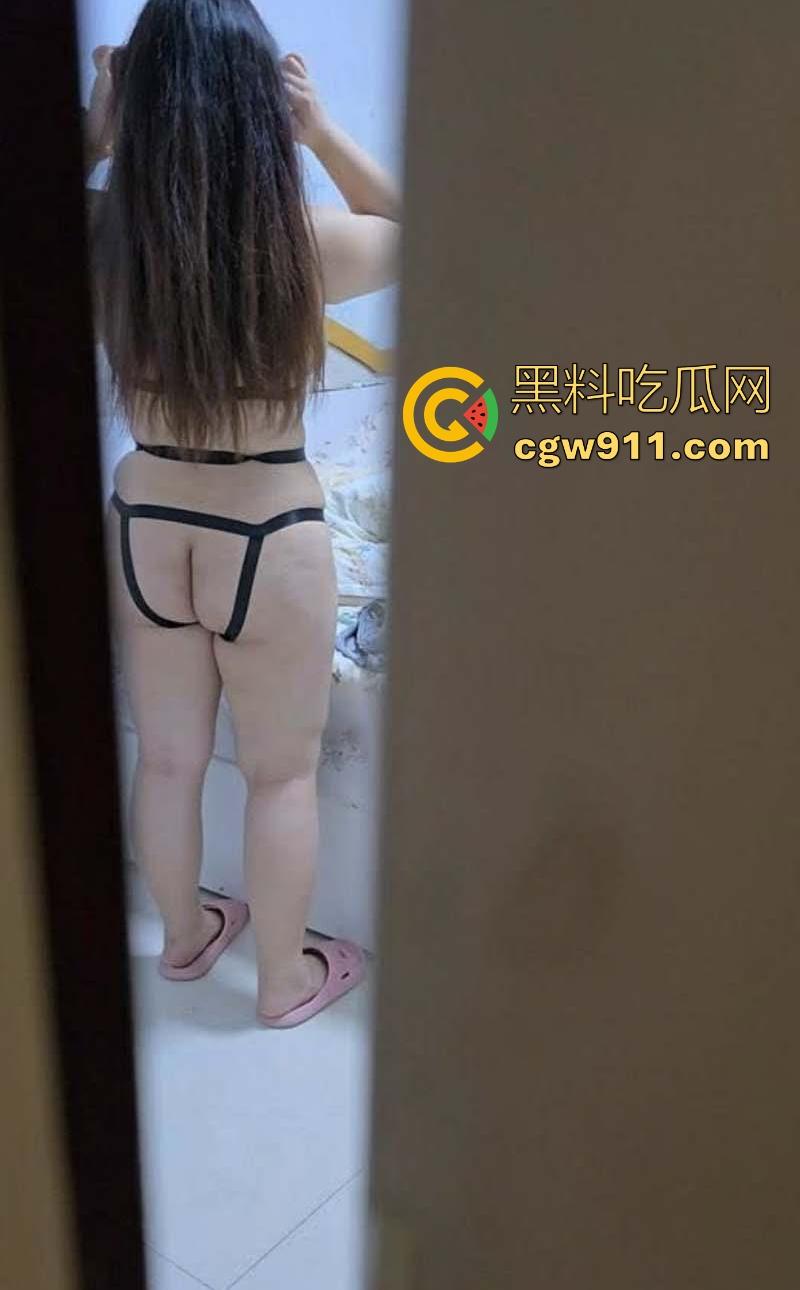 海角乱伦!把穿着黑色情趣内衣的堂妹调教成母狗,淫荡对白花式做爱,无套内射骚穴!-5