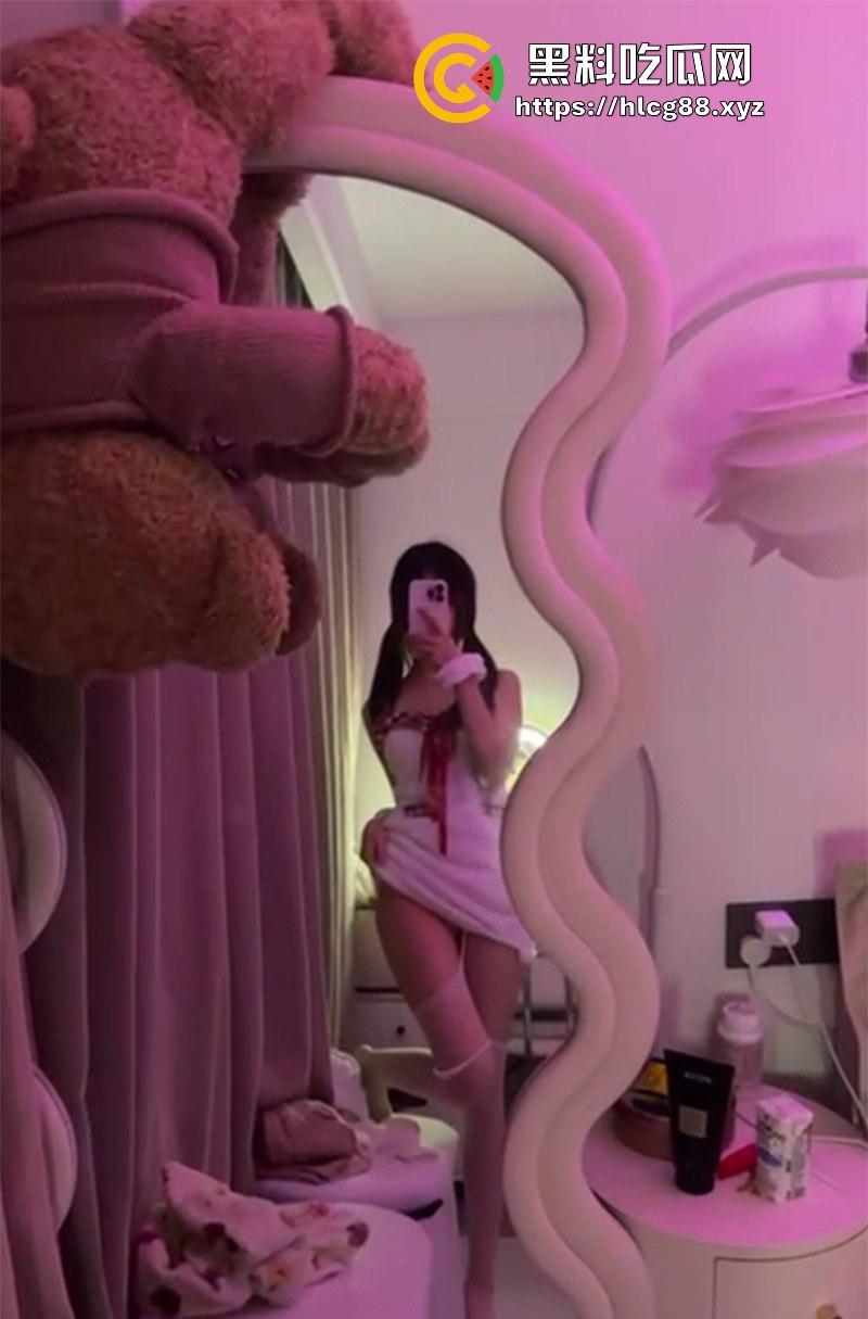 瓜友投稿！南京钟山技术学院【杨和馨】极品反差学生妹 到处约炮给男友带绿帽子 聊天记录视频曝光-11