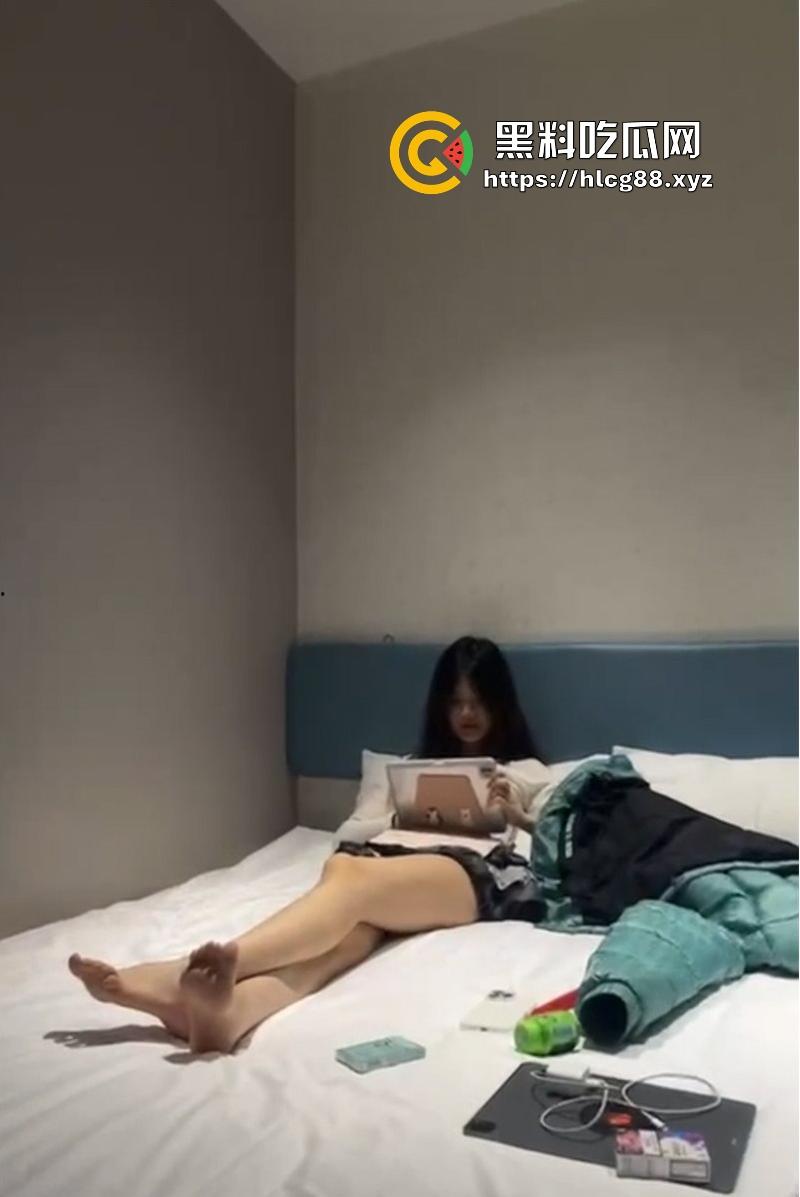 瓜友投稿！南京钟山技术学院【杨和馨】极品反差学生妹 到处约炮给男友带绿帽子 聊天记录视频曝光-13