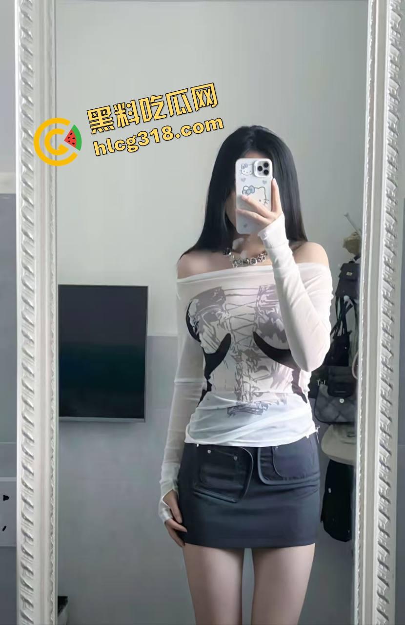 这才叫大师，佛山老技师现场上课，莞式手法一出全程带性张力男顾客秒缴械，这套操作谁顶得住？-5