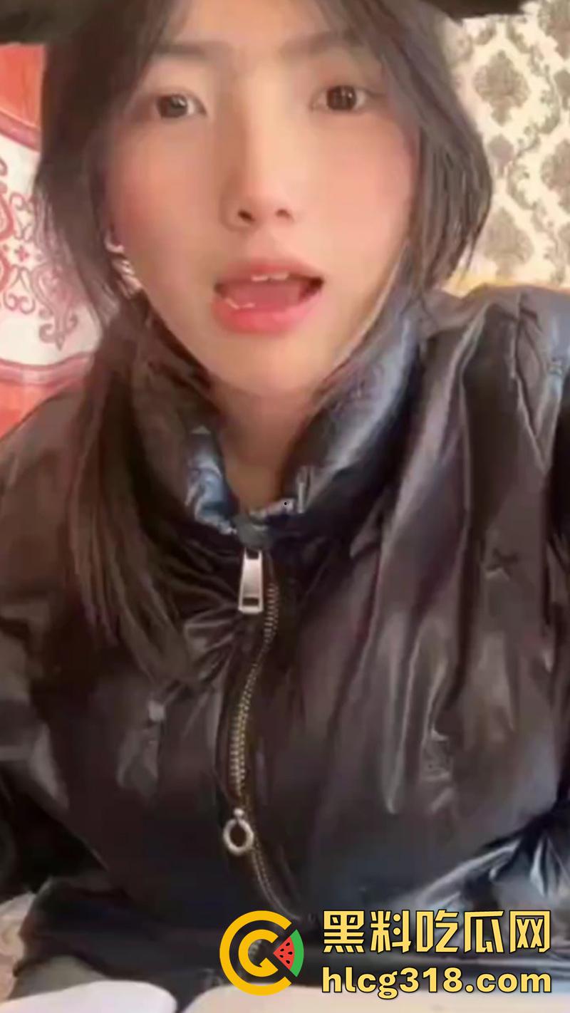 网聊西藏大奶清纯妹,拿裸照威胁背着男友自慰裸聊,聊天记录全部曝光,实在太刺激了-14