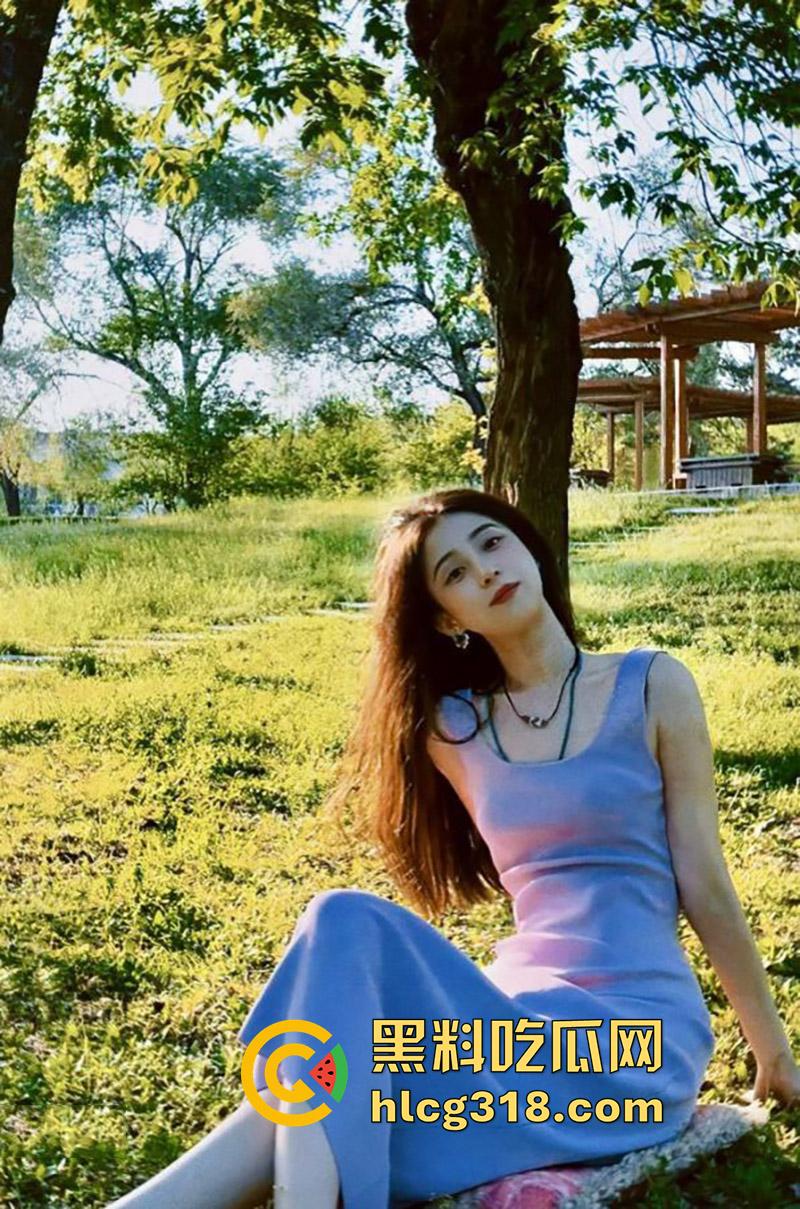 西安音乐学院【胡欣然】,极品身材长腿女神,背着男友约炮老师,被男友发现后曝光表白墙!-2