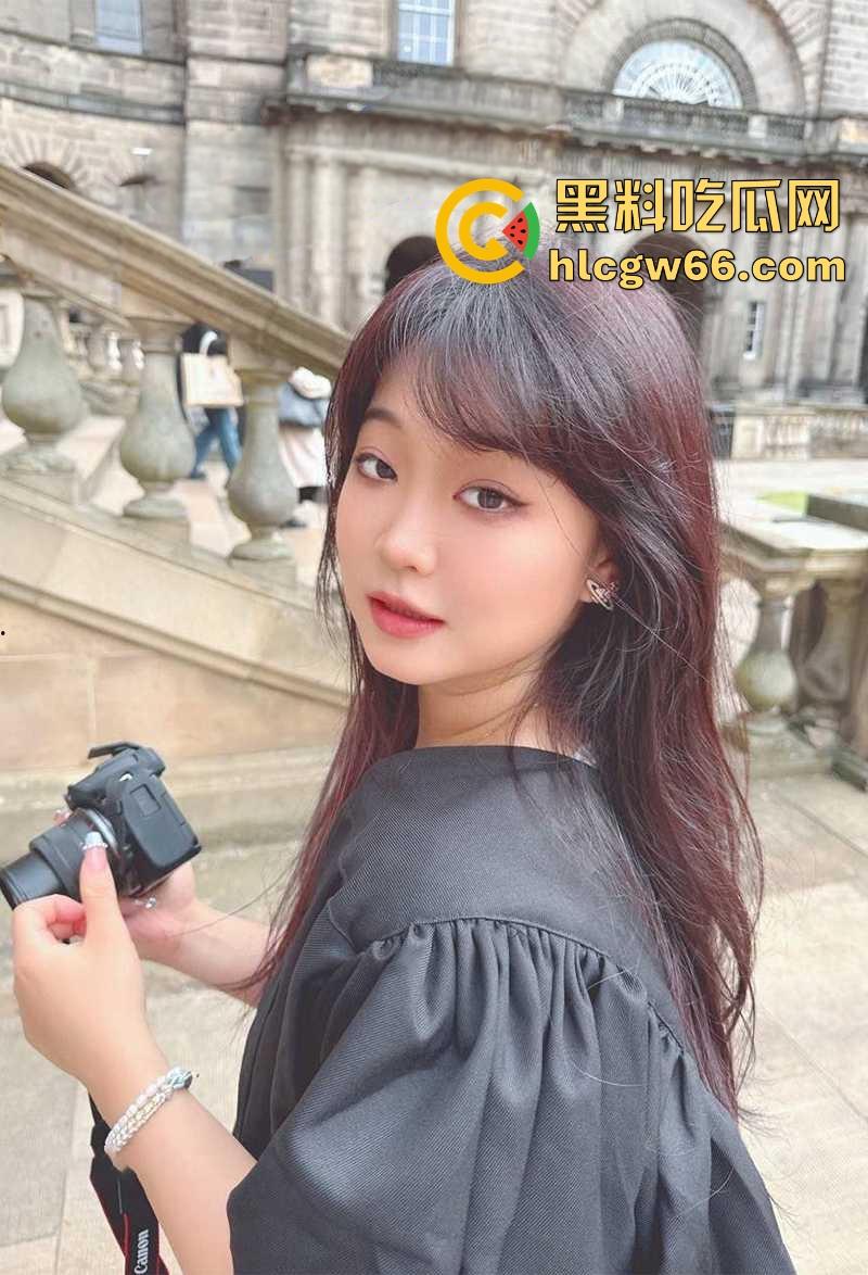 四川极品美妞【李玉婷】身材完美床技高超小母狗 被绿帽男友和好兄弟前后夹击 双洞齐开！-2