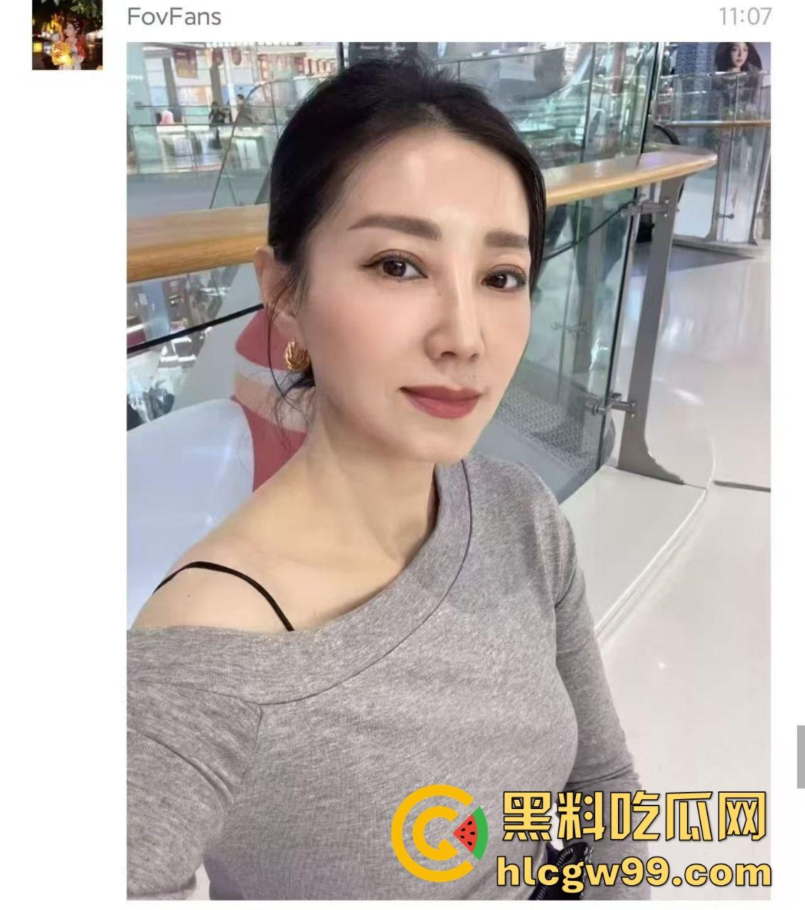 小编重推!偷情邻居老A6老公常年出差,老车就是好开,挑逗姿势骚到极致!-2