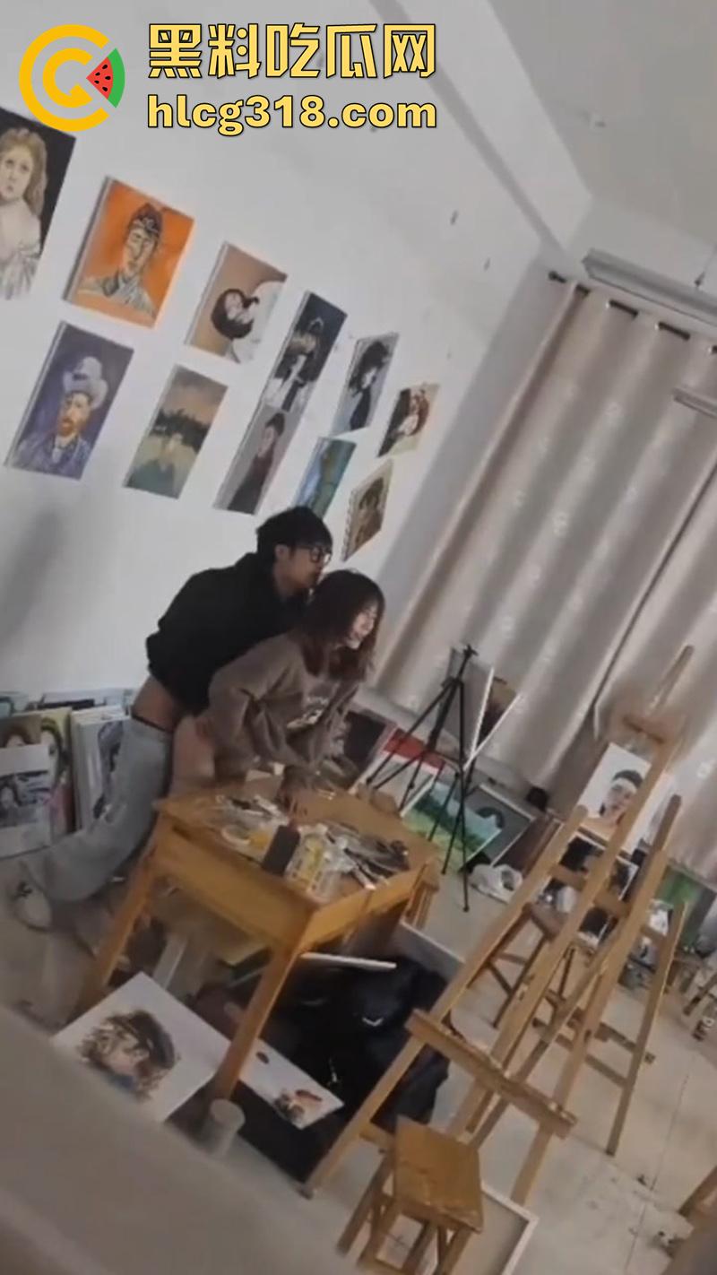 烟台画室师生偷情, 烟台科技职业学院画室,女老师勾引帅学生,激情后入撞击翘臀疯狂输出!-5