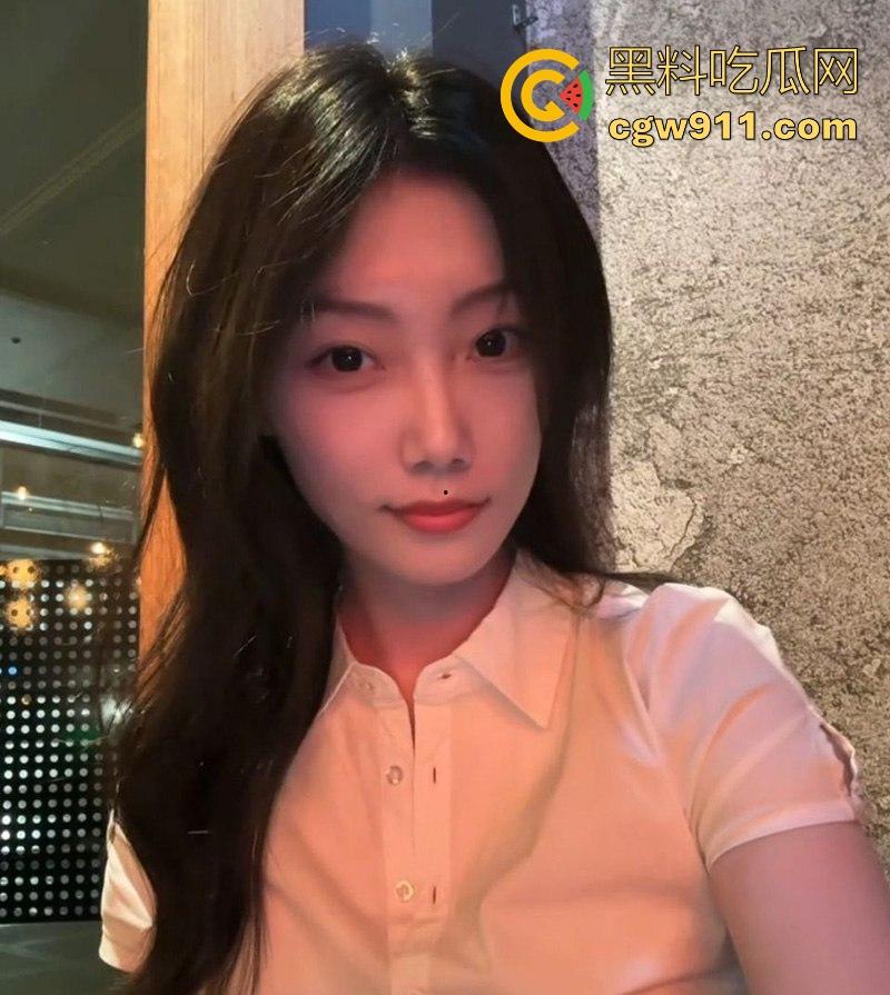 这个小编真的极力推荐！重庆175大长腿小美【谢晓婷】黑丝美腿极品身材，露脸口交一脸淫靡，粉嫩骚穴淫水四溅！-7