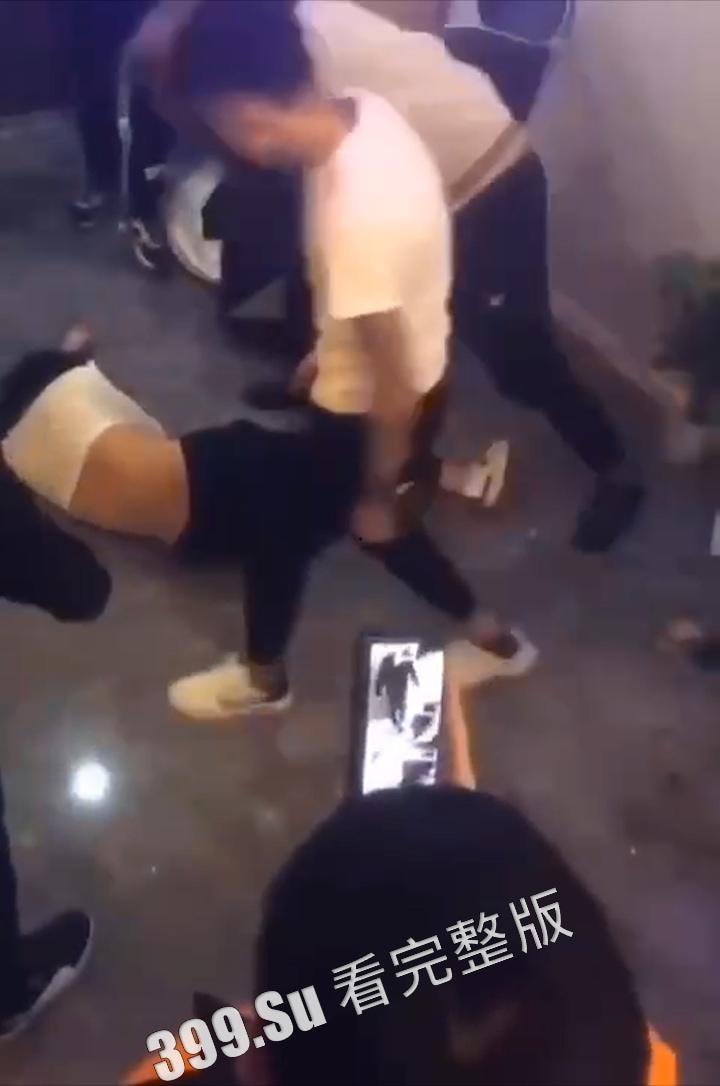 #霸凌合集 #校园 #殴打 #裸体 真的有天生坏种？人之初性本恶？（八）-9