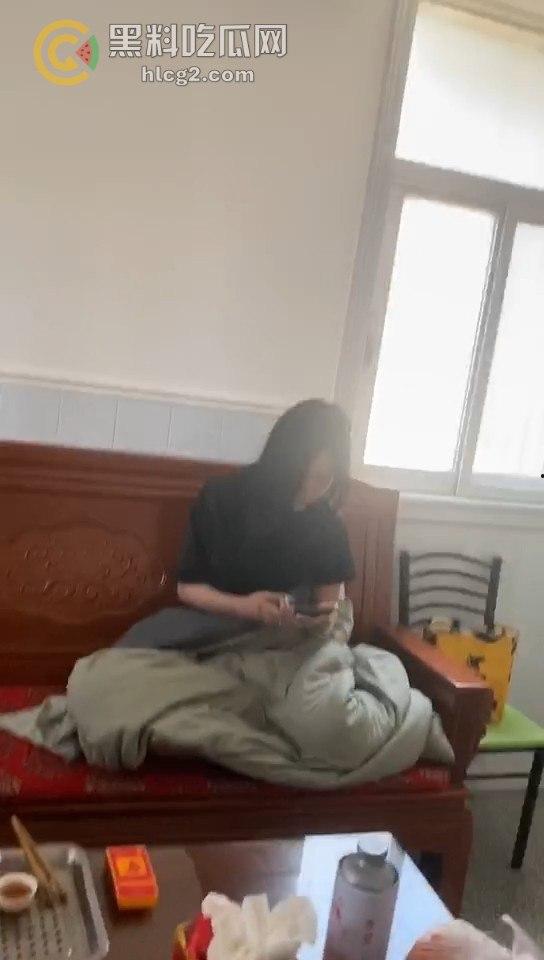 上海捉奸现场曝光!视频与聊天记录全程直播,背叛真相震撼揭晓-8