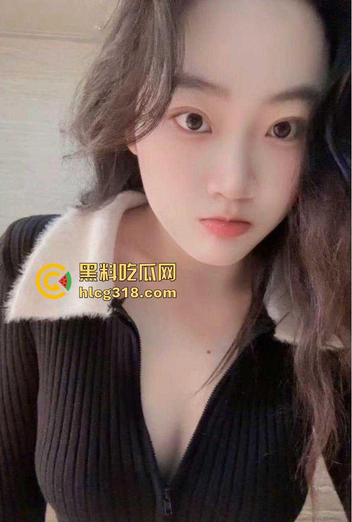 河南数字传媒技术公司骚逼【陈筱慧】为求上位色相诱惑上司，喜欢后入打桩，性爱视频曝光泄露！-3