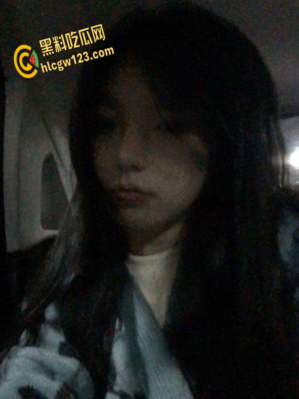 沧州师范学院【吕嘉慧】，超嫩JK刚上大一被金主爸爸3w包养，直接给干哭了！-3