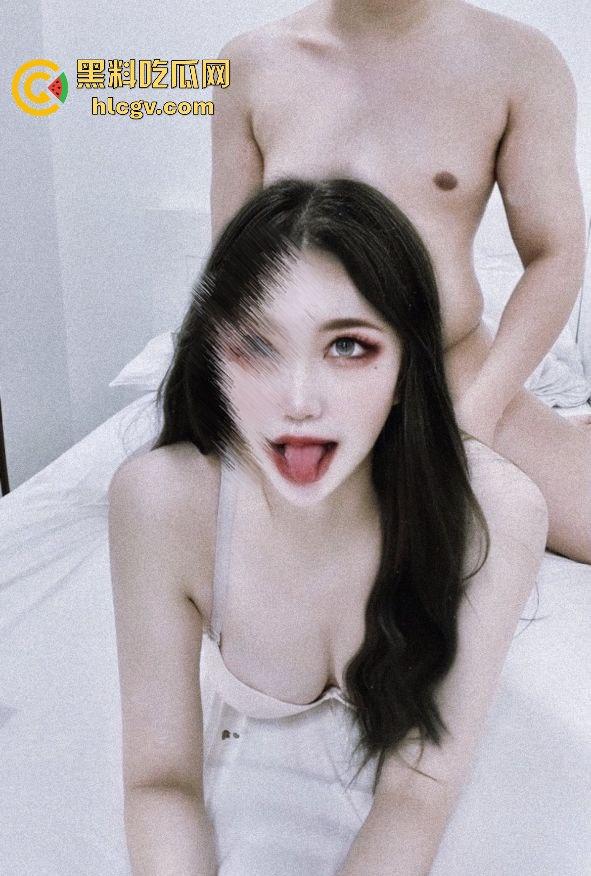 工作累了火气大?看看OF高颜值反差婊【女王】最新福利!前凸后翘,妥妥的泄欲神器!-4