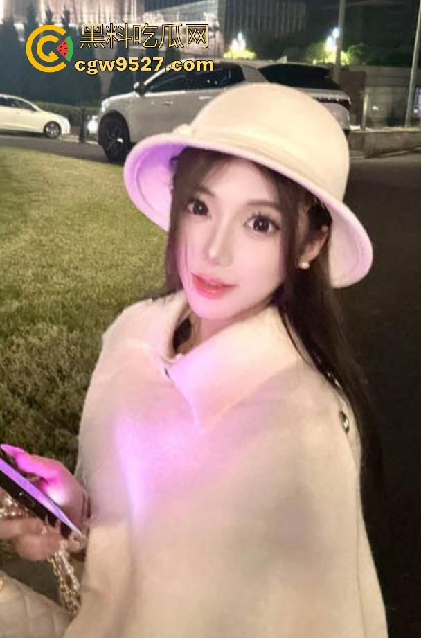 海角乱伦，堂姐喝醉躺在沙发，被兽性大发的堂弟SM工具捆绑调教，各种姿势轮番上阵，让人欲罢不能！-2