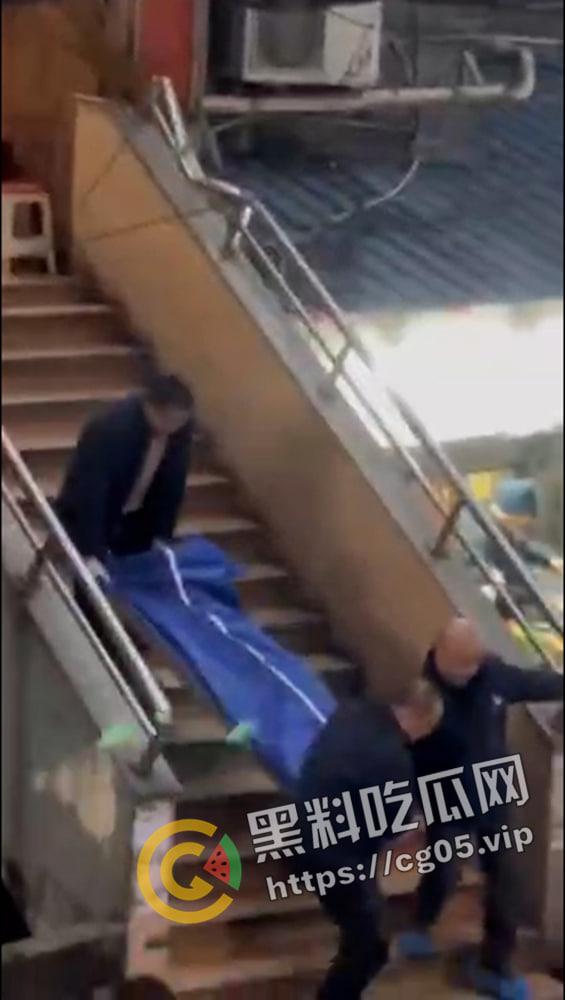 重庆天长地久舞厅 老头怒杀舞女 当场死亡 据传骗了老头十三万 最新现场画面曝光-1