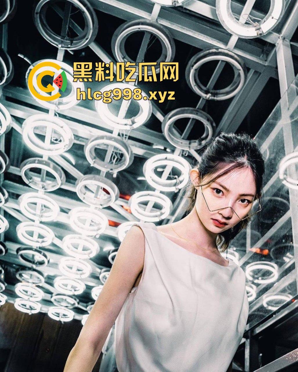 台湾模特【汪淼】骚气十足！情趣内衣轮着换，大长腿让老公天天交公粮撑不住！-3