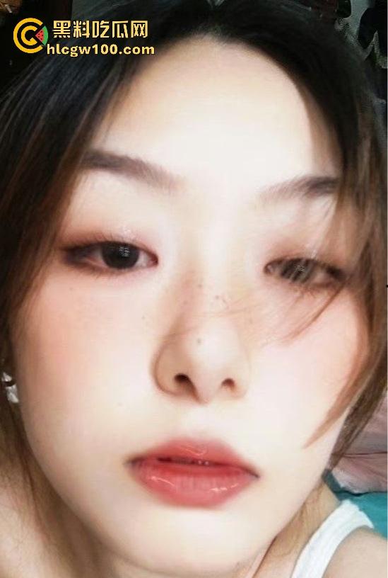 河南法院【程雯雯】被渣男前男友曝光45秒啪啪视频,清冷外表反差母狗,蜜穴美乳玩得停不下来!-3