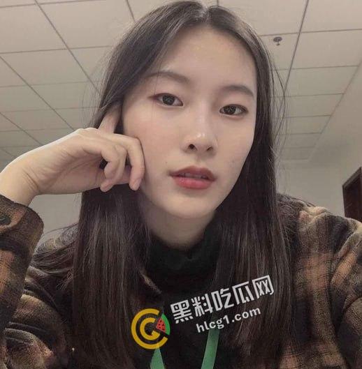 吉林长白山职业技术学院极品母狗 汪修颖 抖音风换装裸舞 玩具自慰 大量无水印生活照私拍大尺度照片视频泄密曝光-3