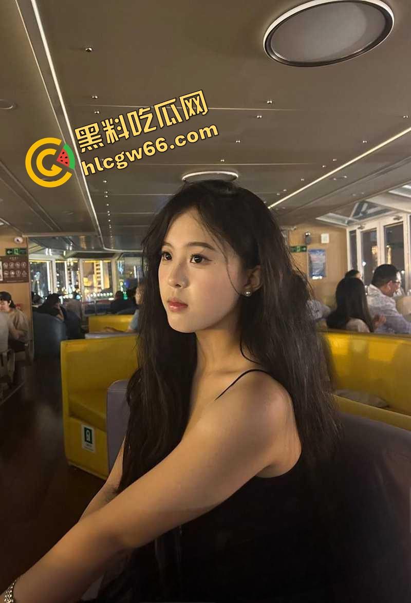 丽水骚货【俞佳林】白虎嫩逼内射疯传,口交舔到腿发软,粉嫩小穴夹鸡巴夹到爆浆!-13