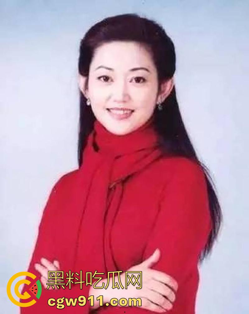 大连广电台长【王卫】,玩5p视频曝光,有著名播音员于洋,还有主持人母女,甚至还有自己师母,玩的真花花啊!-4