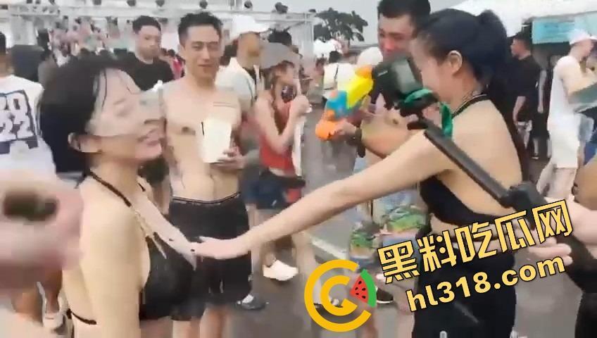 说台妹清纯的建议先做脑CT,这骚浪臀浪翻出山川地貌,床单都能拿去当地理教材,谁还敢说人间正道?-8