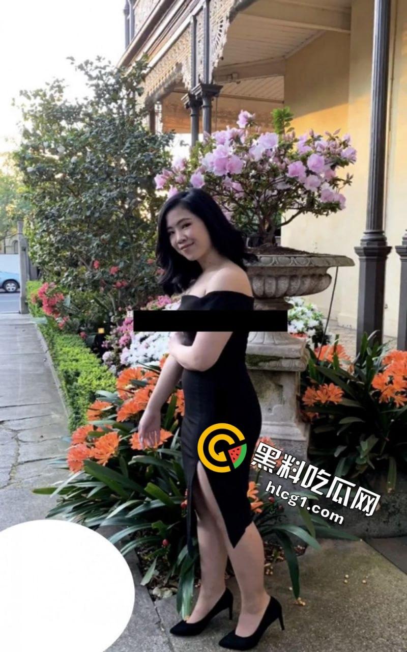 邻居熟妇趁老公出差邀我家中偷欢,贼爱吃我牛子,坐在身上疯狂摇臂,尝遍各种体位!-9