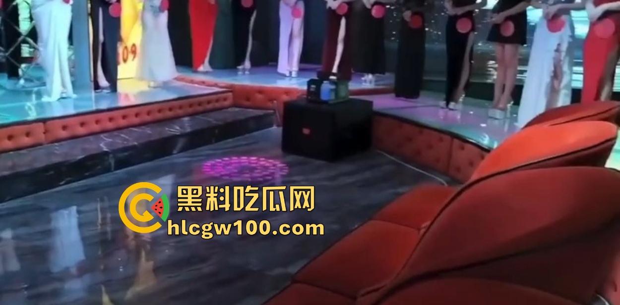 长大后才知道,公主不一定都住在城堡,包厢里的公主才是真正的宝藏,没有白马没事,有RMB就能让她们口服心服!-9