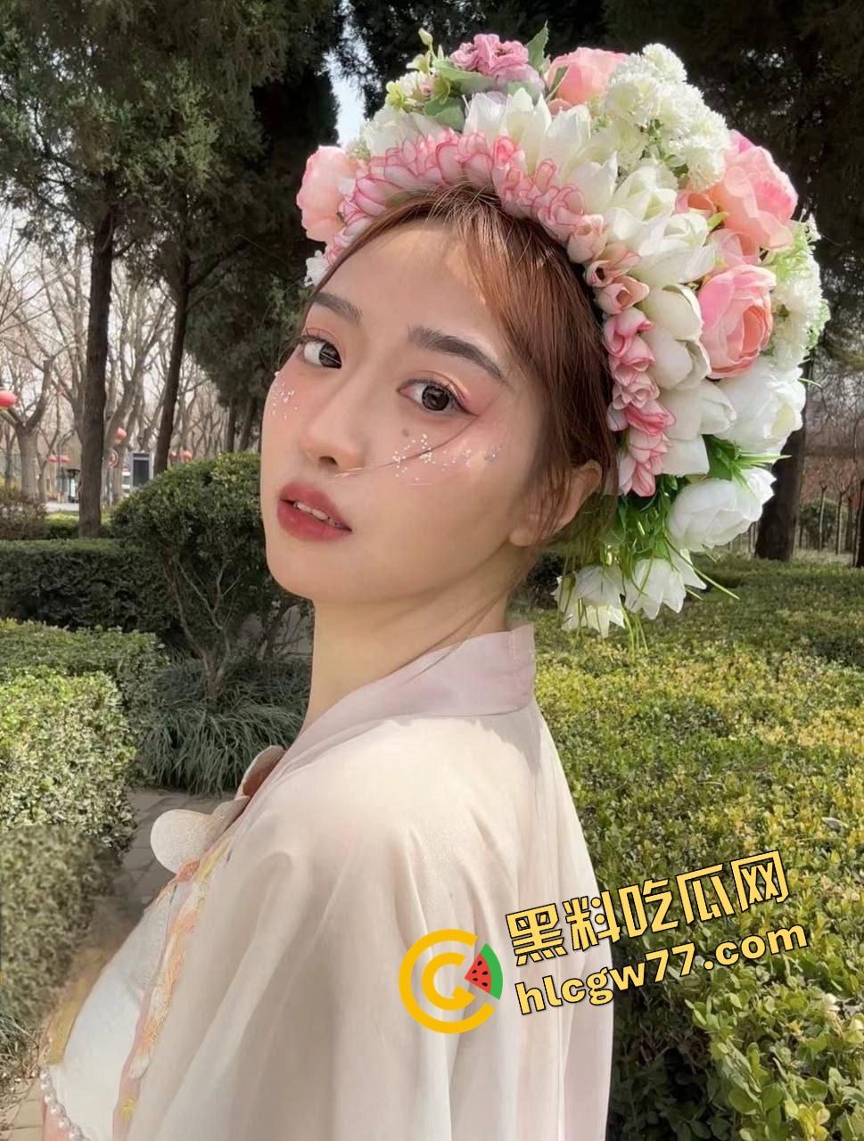 天津27岁反差母狗【任紫霄】被体育生男友曝光性爱视频! 完美身材被疯狂打桩爆操 简直就是行走的炮架!-3