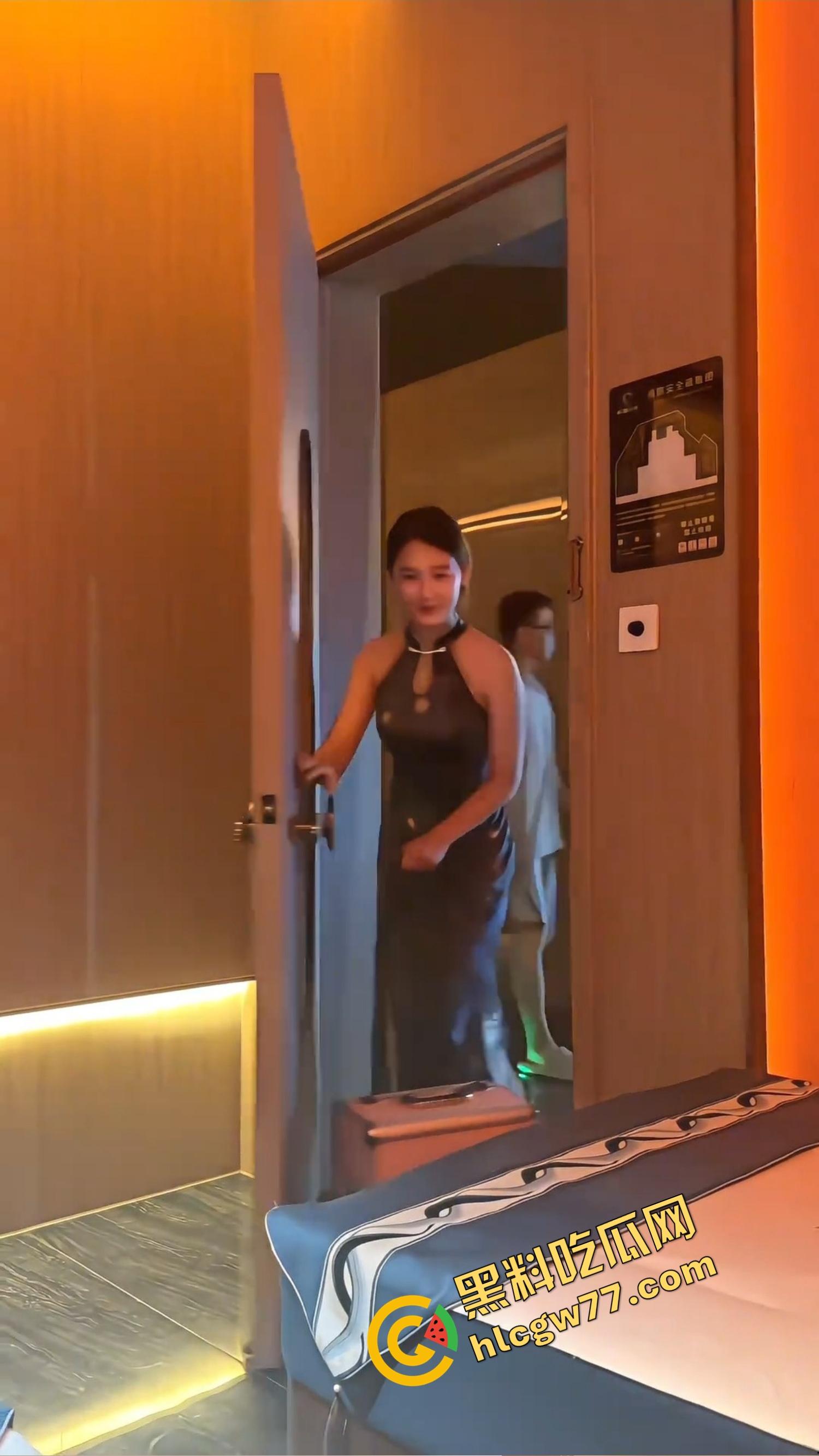 不在长沙等于性福缺席 长沙日式换装剧本SPA太敢了 制服诱惑配实操环节 活脱脱一场能射的RPG游戏!-23