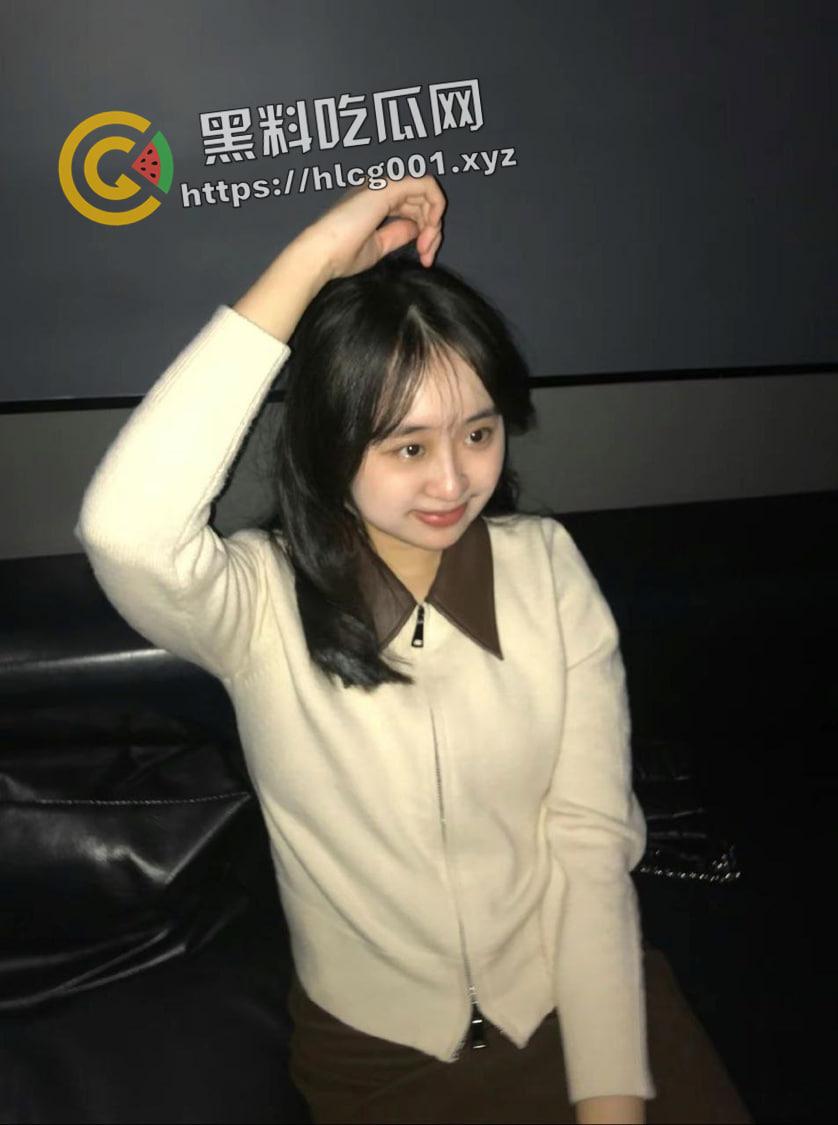 西南医科大学女学生 维修手机遭泄密 巨乳自拍 桃色嫩穴 玩的就是真实-7