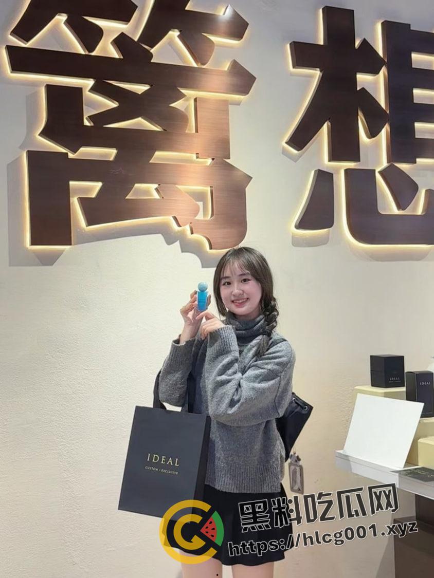 西南医科大学女学生 维修手机遭泄密 巨乳自拍 桃色嫩穴 玩的就是真实-16