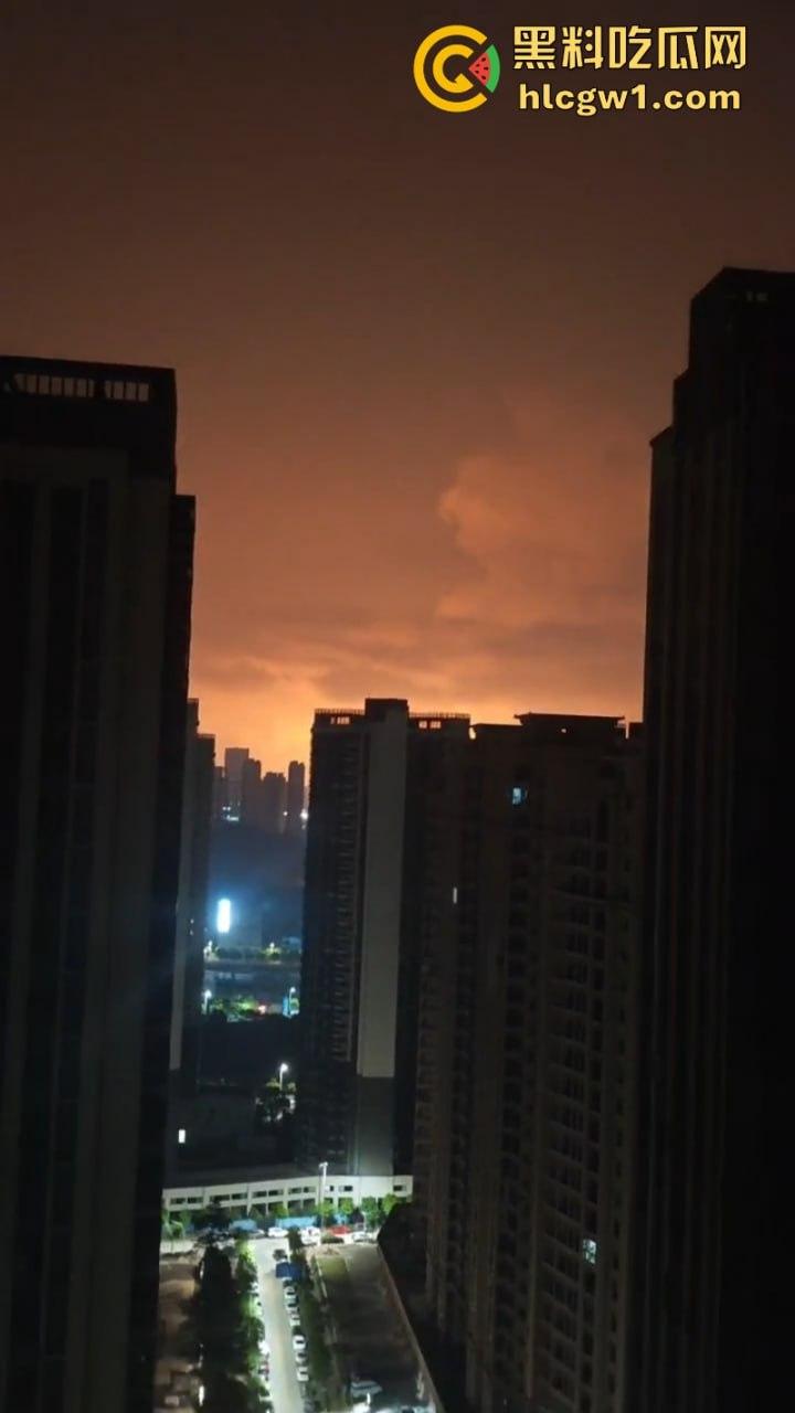 广东惠州大亚湾石化区核电站火光冲天 现场实拍视频流出 这是爆炸还是日出啊?-10