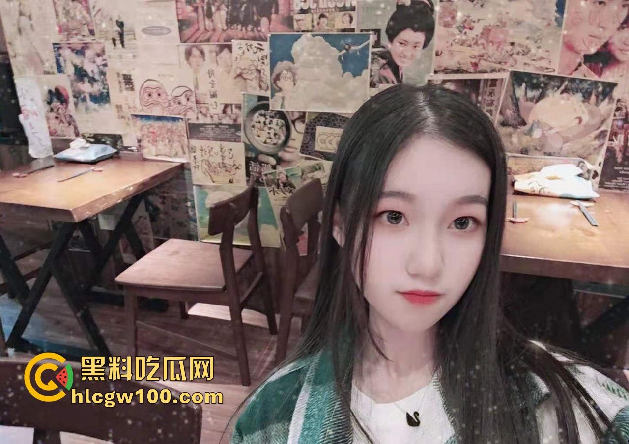 上海小区人妻【李雨桐】表面优雅实则骚到爆，偷情内射上瘾，每晚主动掰开腿喊老公都干不爽，快来扩我菊花！-3