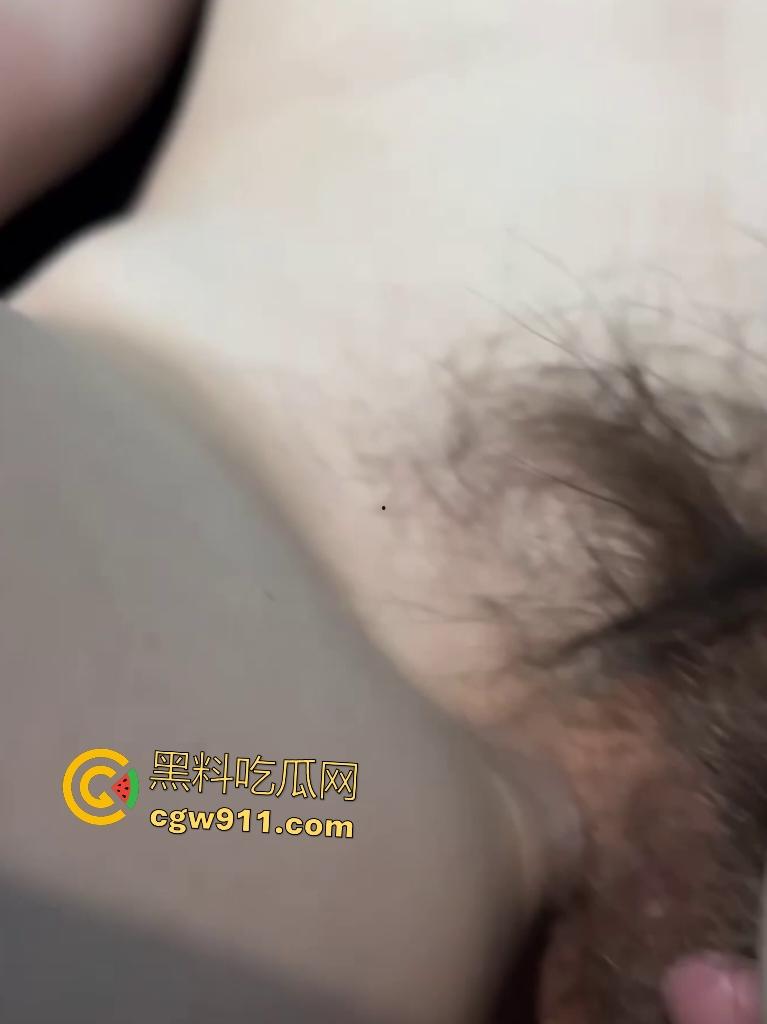 河北医科大学小情侣,高中粉嫩紧致到大学大黑骚逼浓毛狂野转变曝光,多年性爱细节!-3